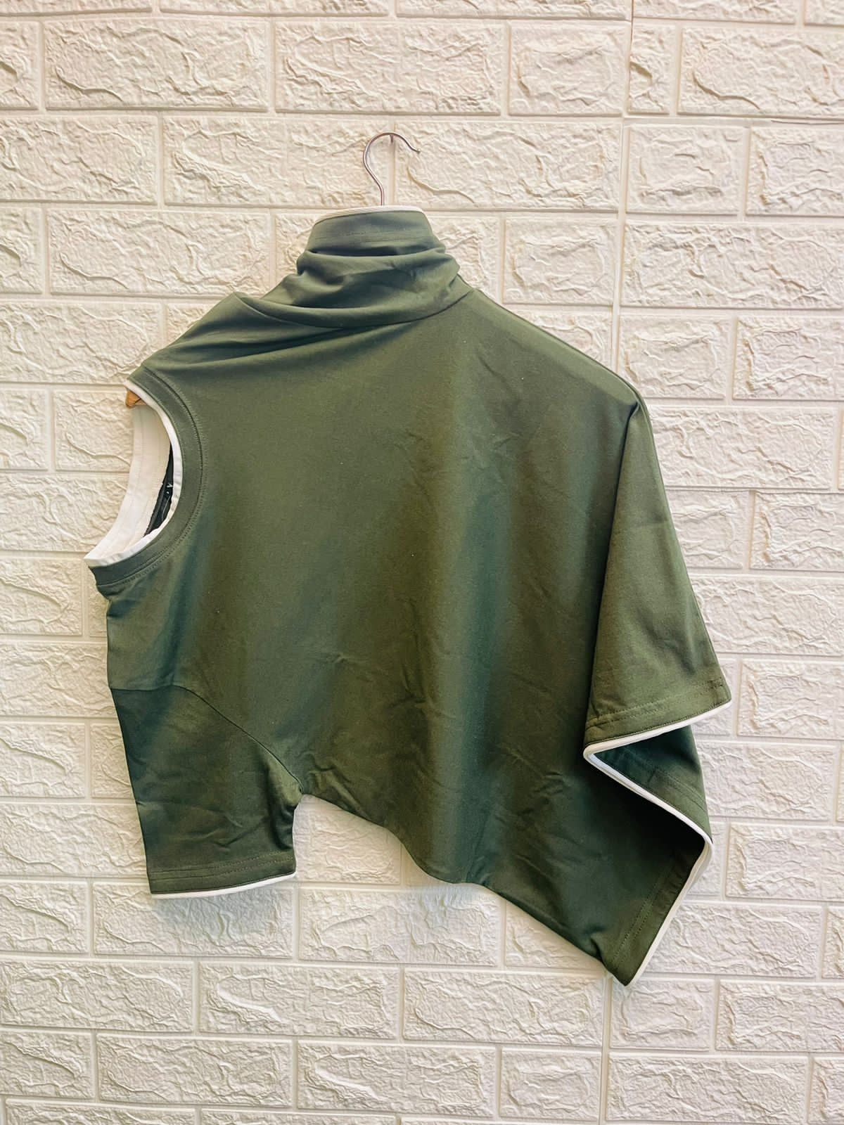 Green Colour Round Neck Mens TShirt