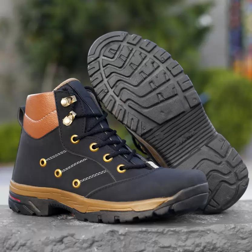 Trendy Dailywear Mens Casual Boots